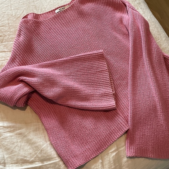 NA KD Pink Bell Arm Sweater - Picture 1 of 5